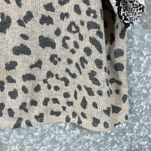Blue Buttercup Leopard Print Oversized Knit Top - Size Medium - Snake - Mobwife - Picture 5 of 8
